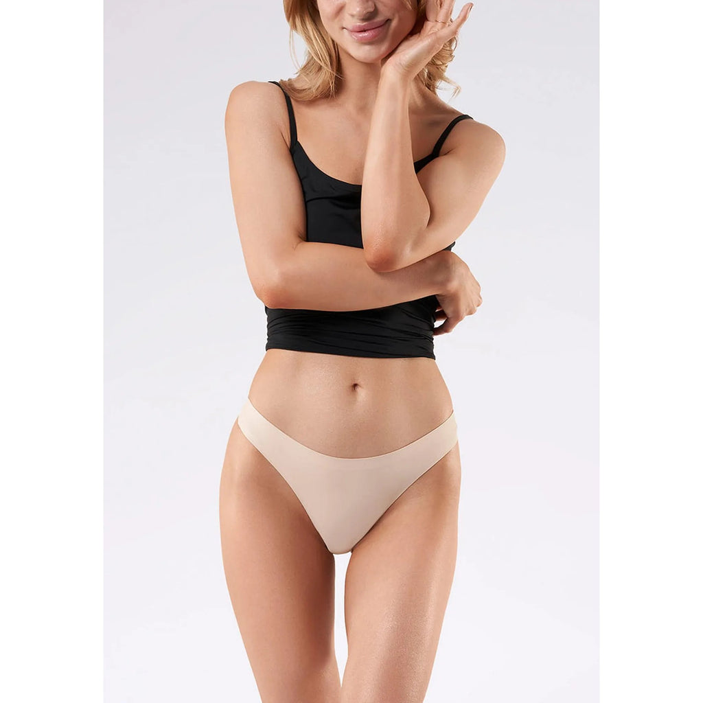 Bezszwowe stringi String Panty naturalne z INVISIBLE-LINE