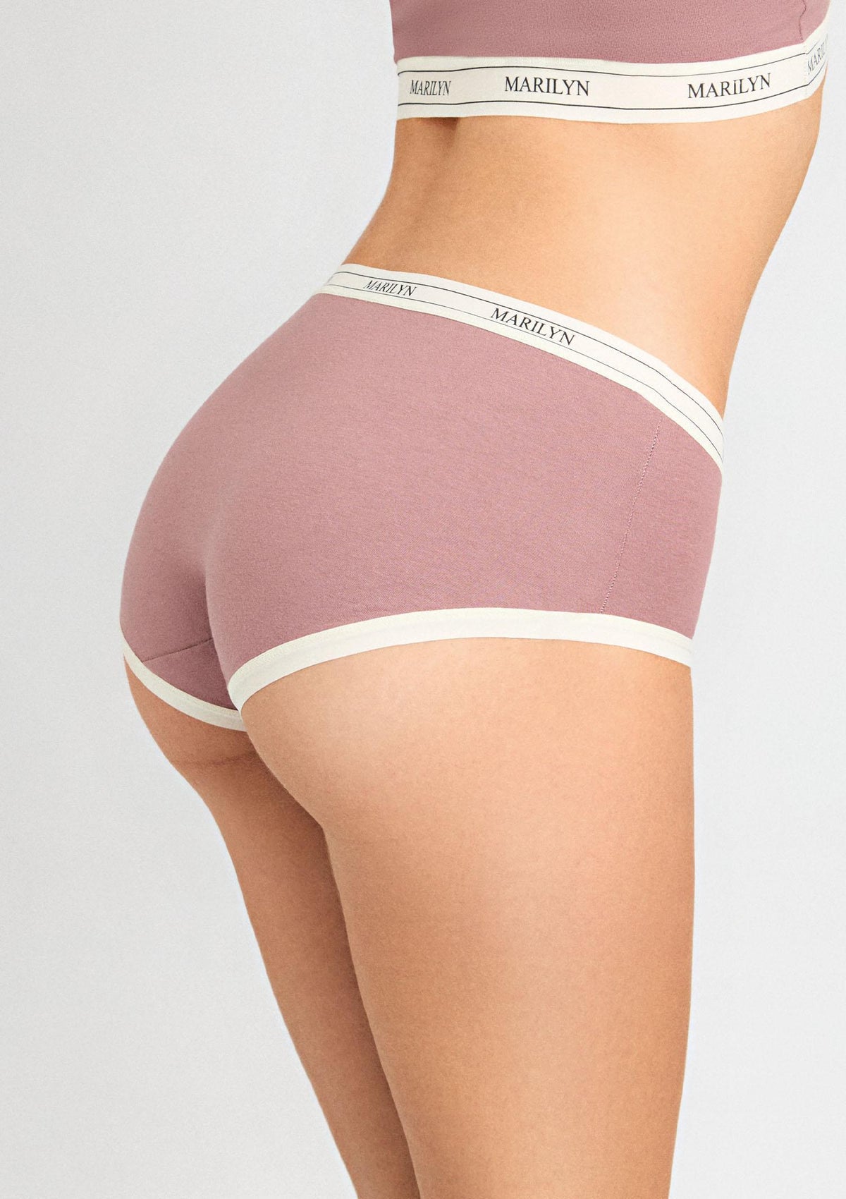 Figi damskie Marilyn Panty Cotton Karen z bawełny organicznej, o pełnym tyle, różowe