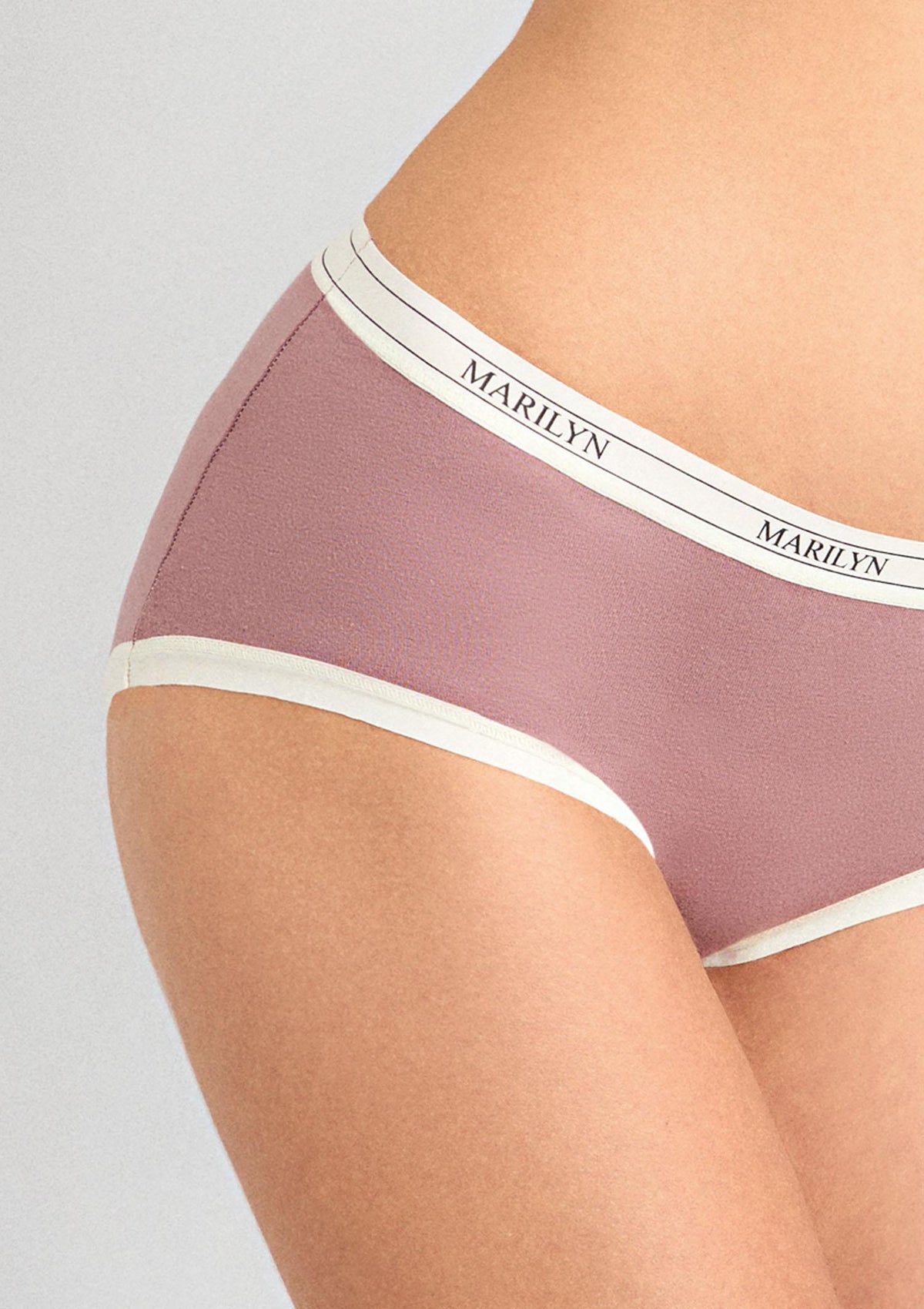 Figi damskie Marilyn Panty Cotton Karen z bawełny organicznej, o pełnym tyle, różowe