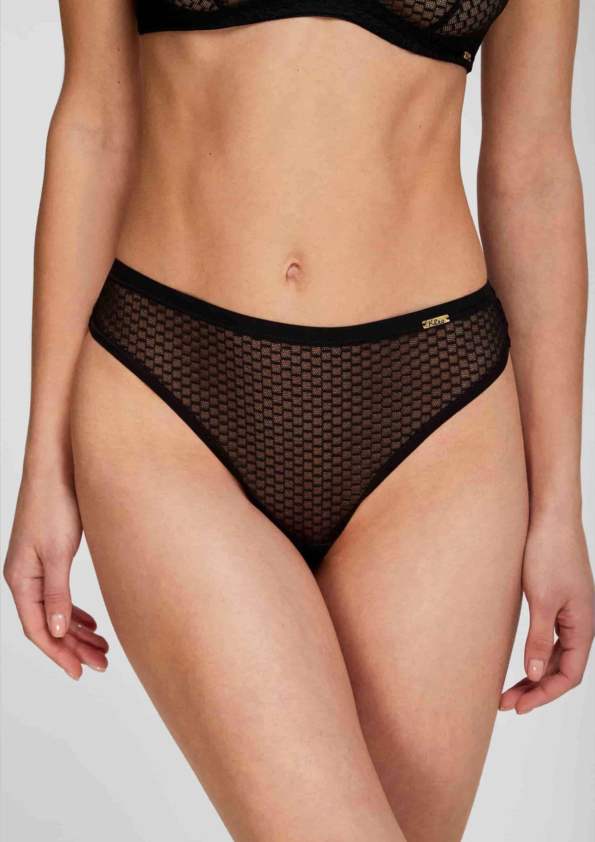 Stringi damskie Kleo Candle 3509 z elastycznej siateczki, czarne