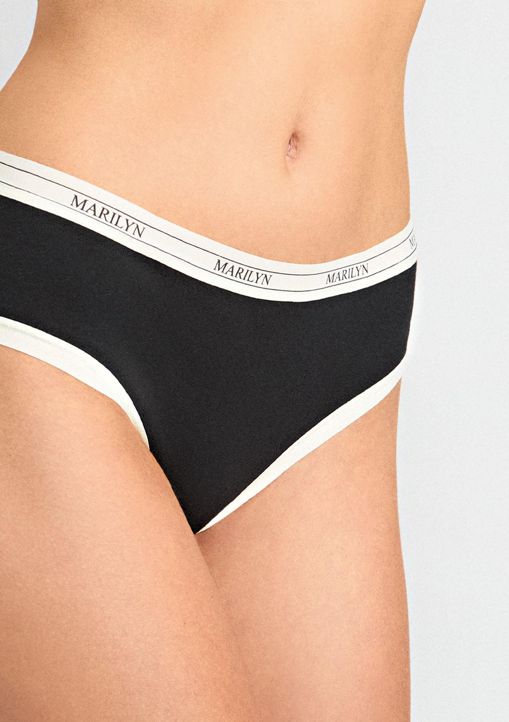 Figi damskie Marilyn Denise z bawełny organicznej w sportowym stylu, czarne