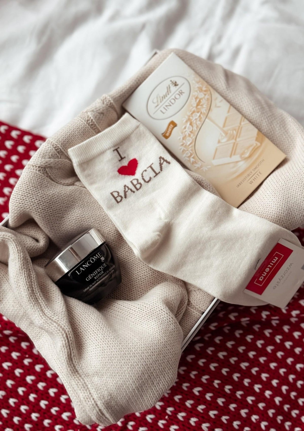 Skarpetki na Dzień Babci I Love Babcia Milena, bawełniane, kremowe