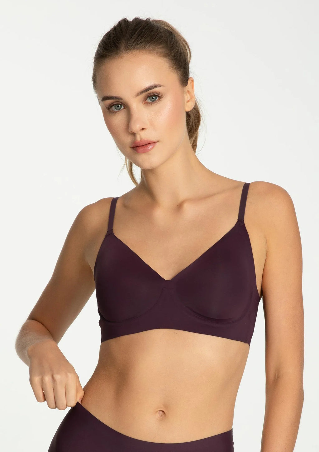 Julimex T-Shirt Bra Dark Plum, fiszbiny i wyjmowane wkładki