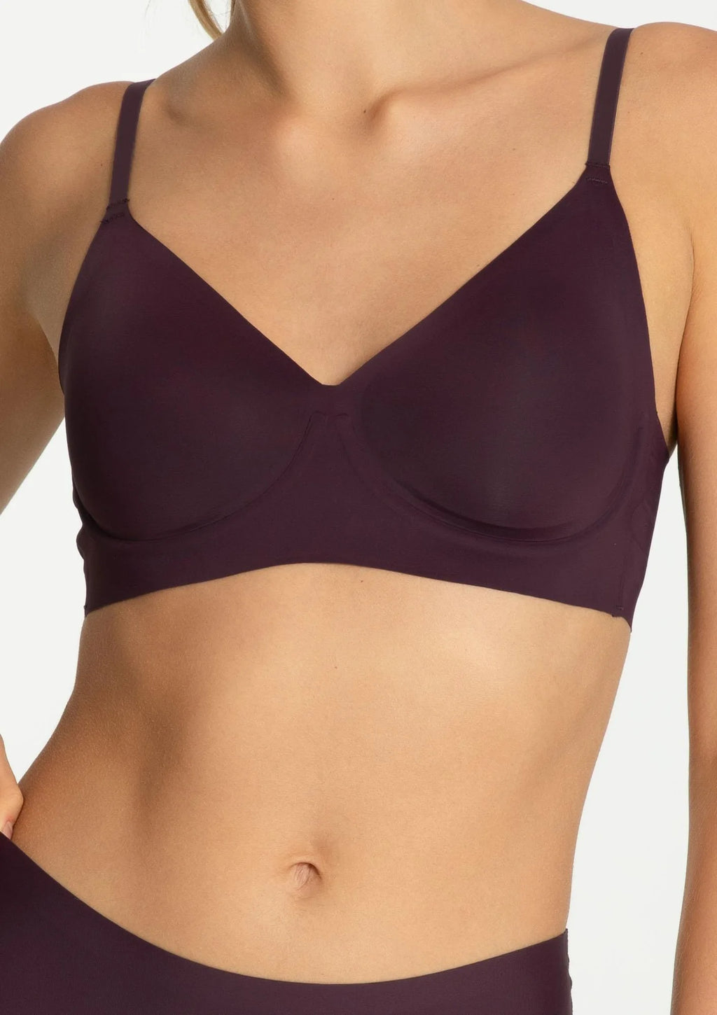 Julimex T-Shirt Bra Dark Plum, fiszbiny i wyjmowane wkładki