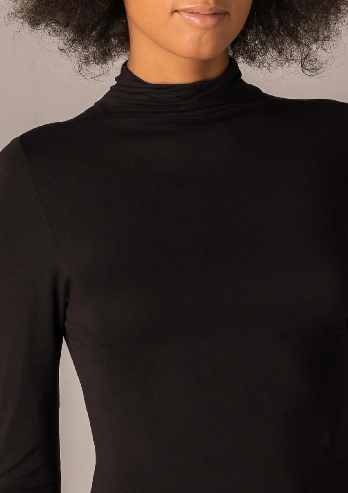 Sielei Today 6018 body czarne z półgolfem z modalu