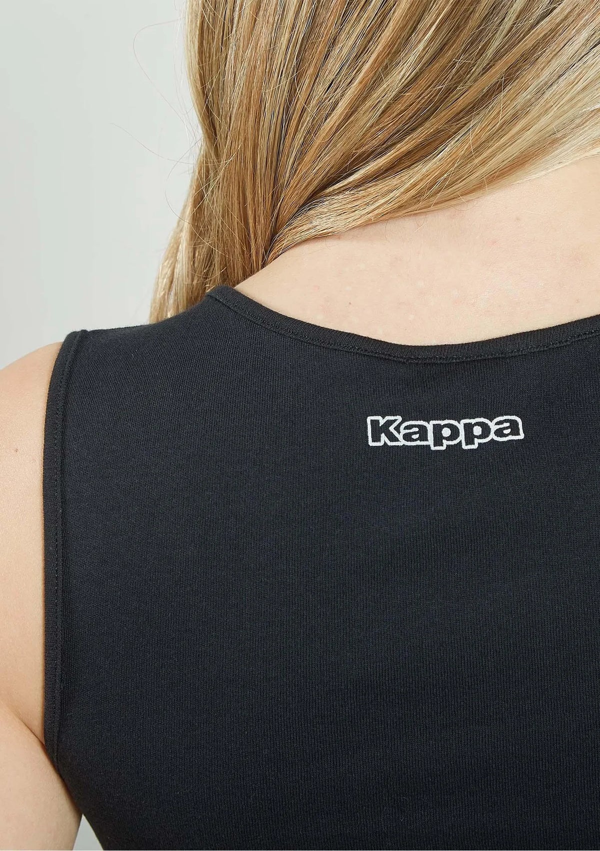Kappa K2406 top damski z grubszej bawełny na szerokich ramiączkach czarna