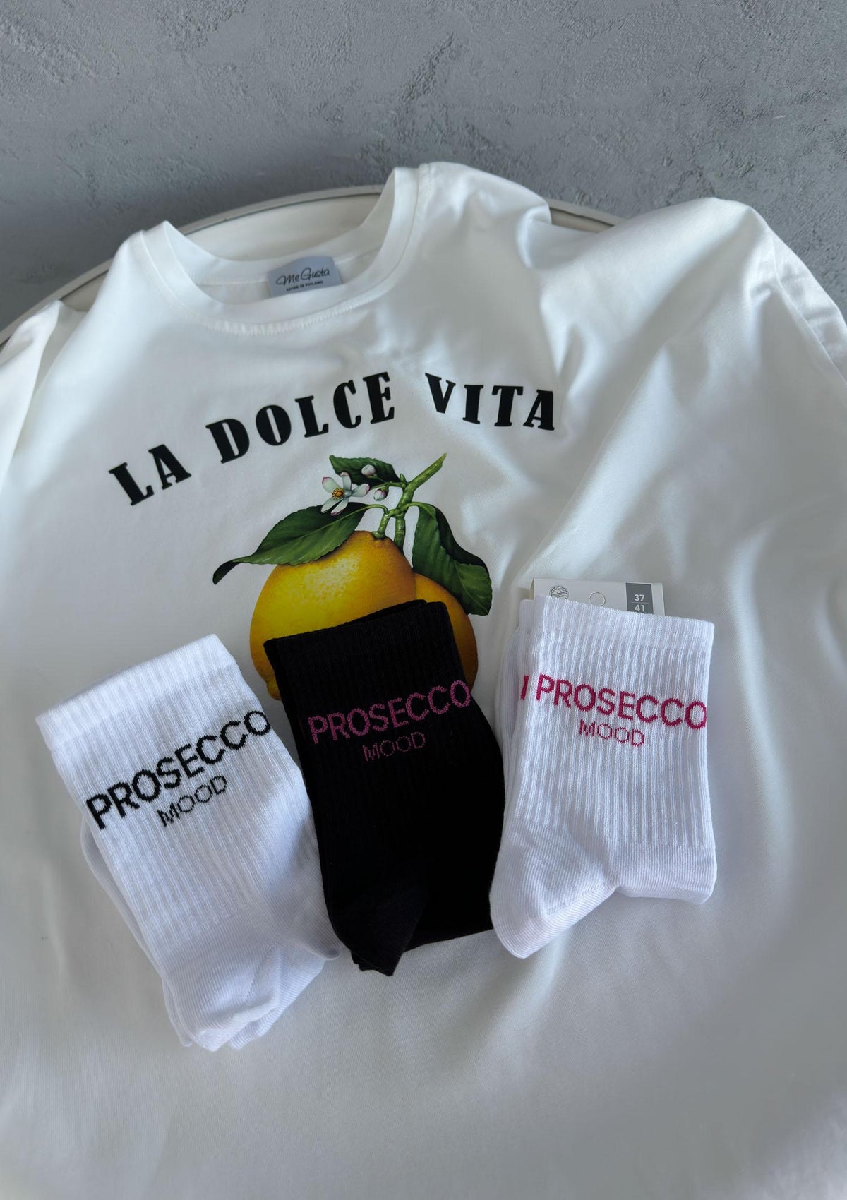 Skarpetki damskie z haftowanym napisem Prosecco Mood Milena, czarne, za kostkę