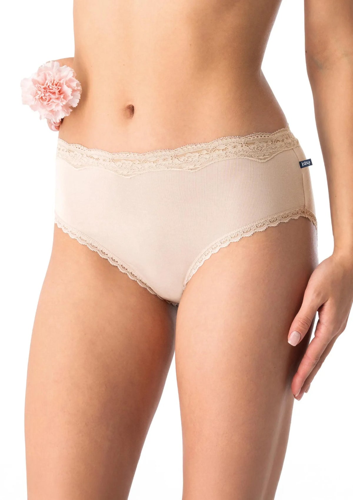 Figi damskie LPK 002 Key beż – bambusowe z koronką semi maxi bikini