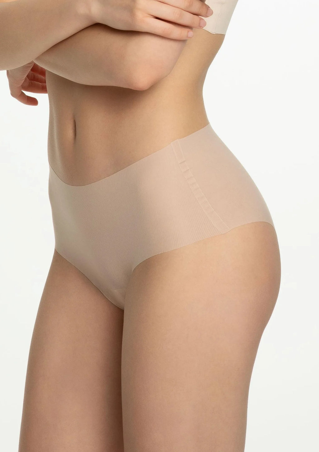 Julimex Mousse Maxi bezszwowe figi beż z podwyższonym stanem