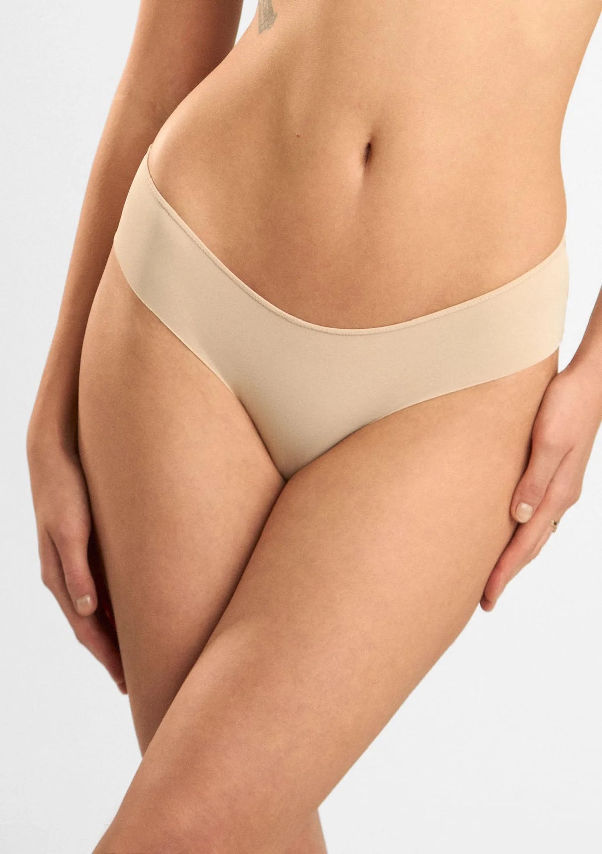 Lormar 0185 Slip Extra figi beżowe klasyczne z mikrofibry