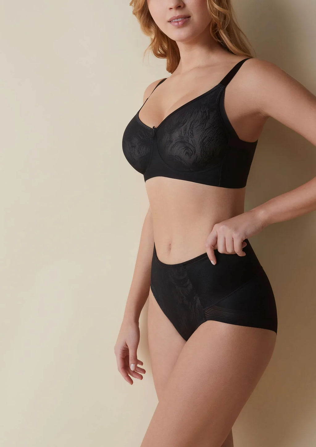 Selene Violeta Faja wysokie figi modelujące czarne ze wzmocnionym przodem