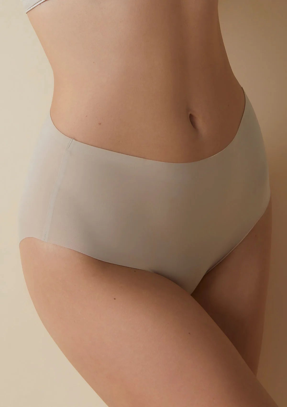 Wysokie figi bezszwowe Selene 503 maxi beżowe, beżowe