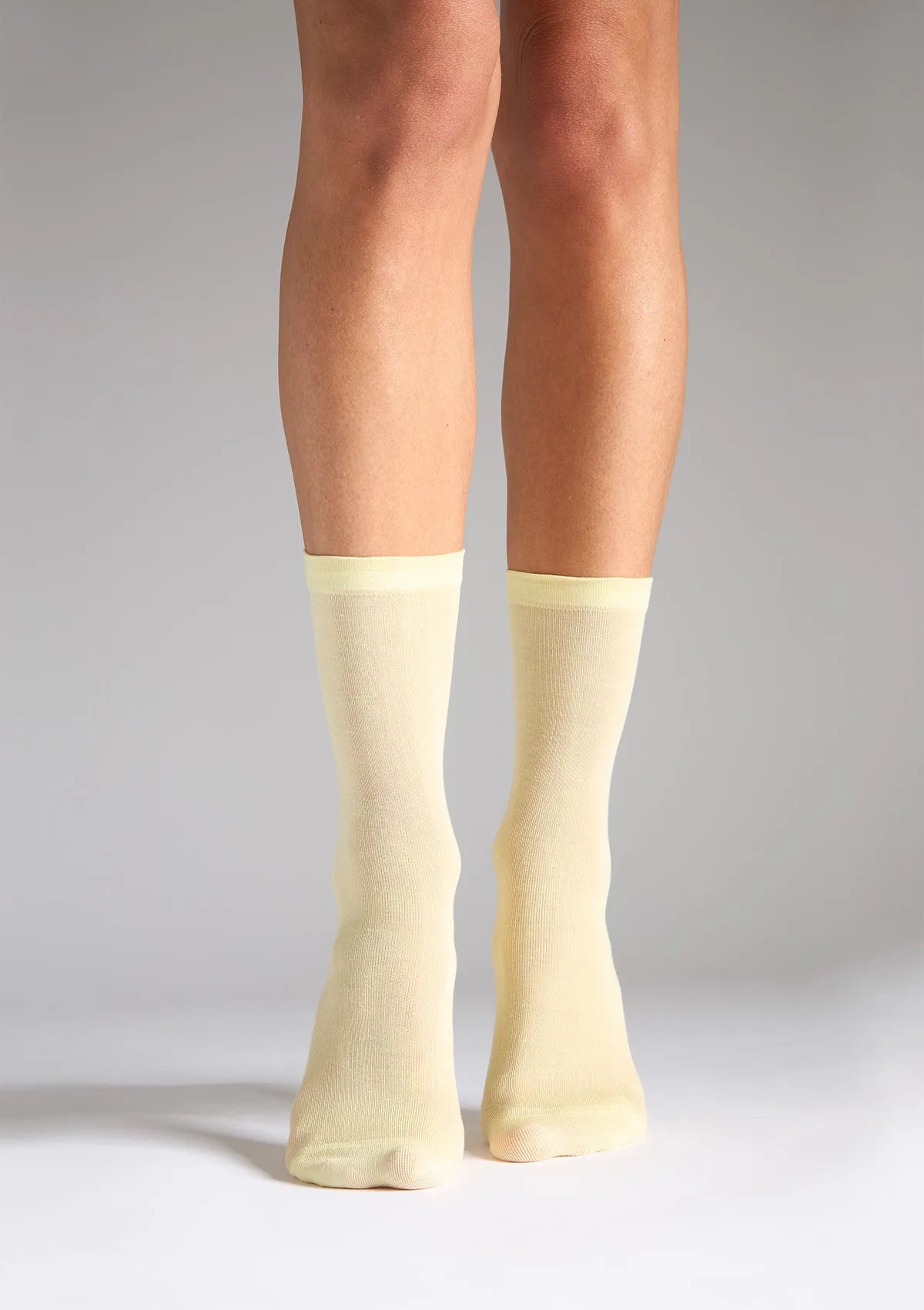Skarpetki damskie z jedwabiem Legs G24 żółty, żółte i ecru, 4 pary