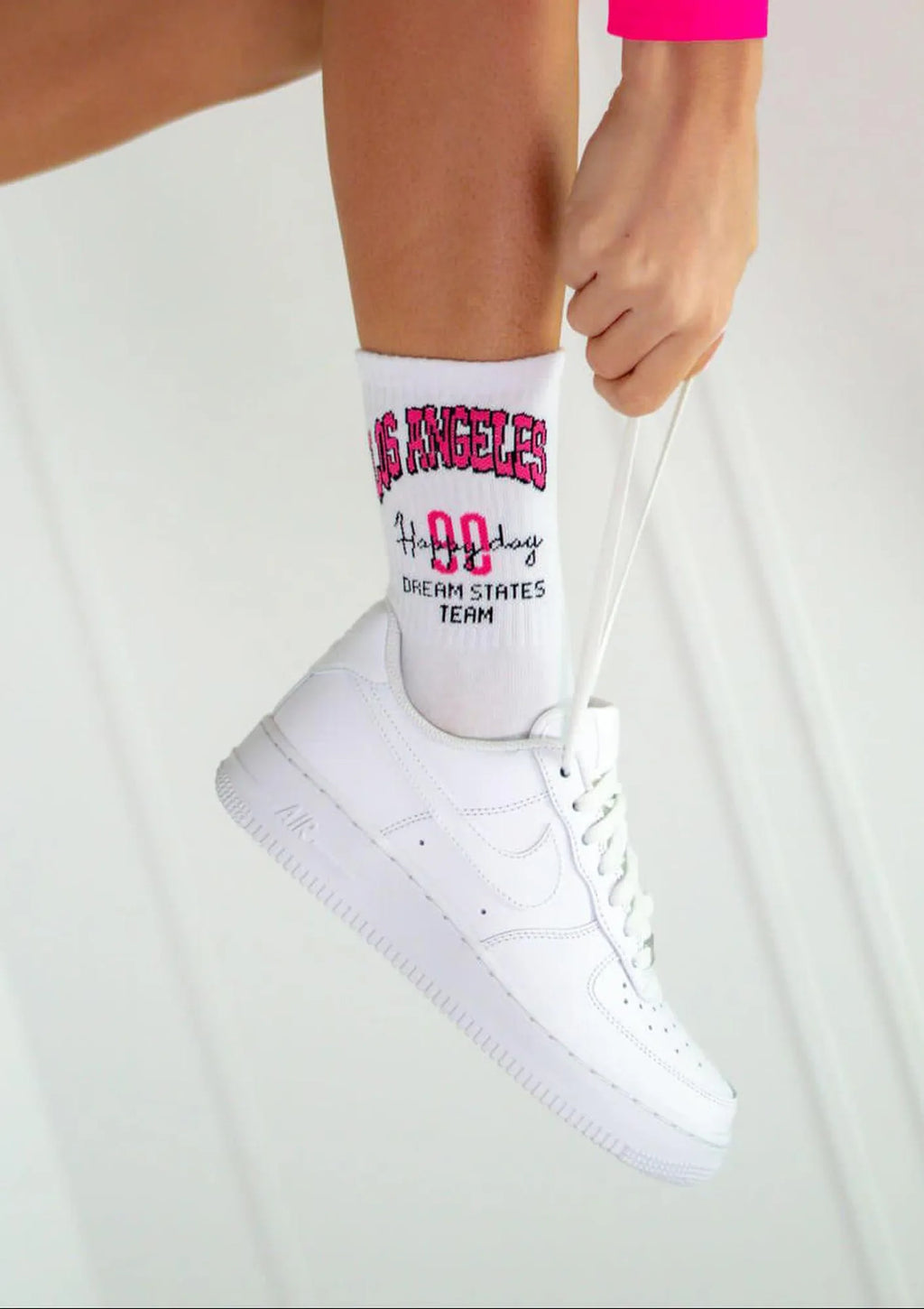 Skarpetki sportowe Los Angeles z neonowym napisem, damskie