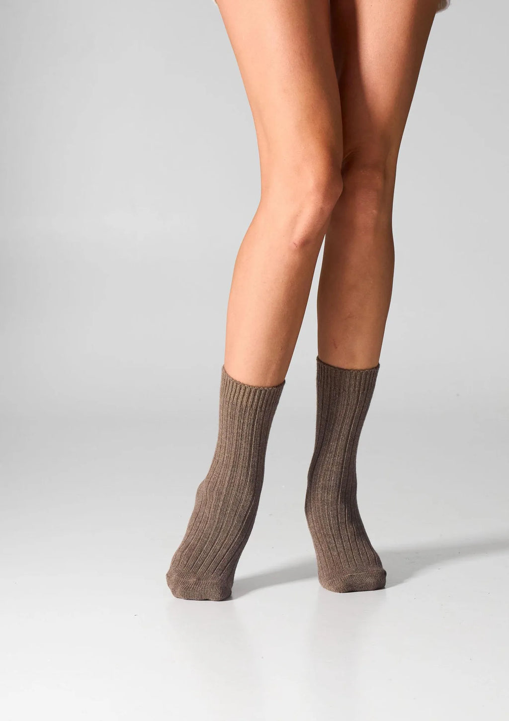 Skarpetki merino z kaszmirem Legs SCM26 coffee, damskie