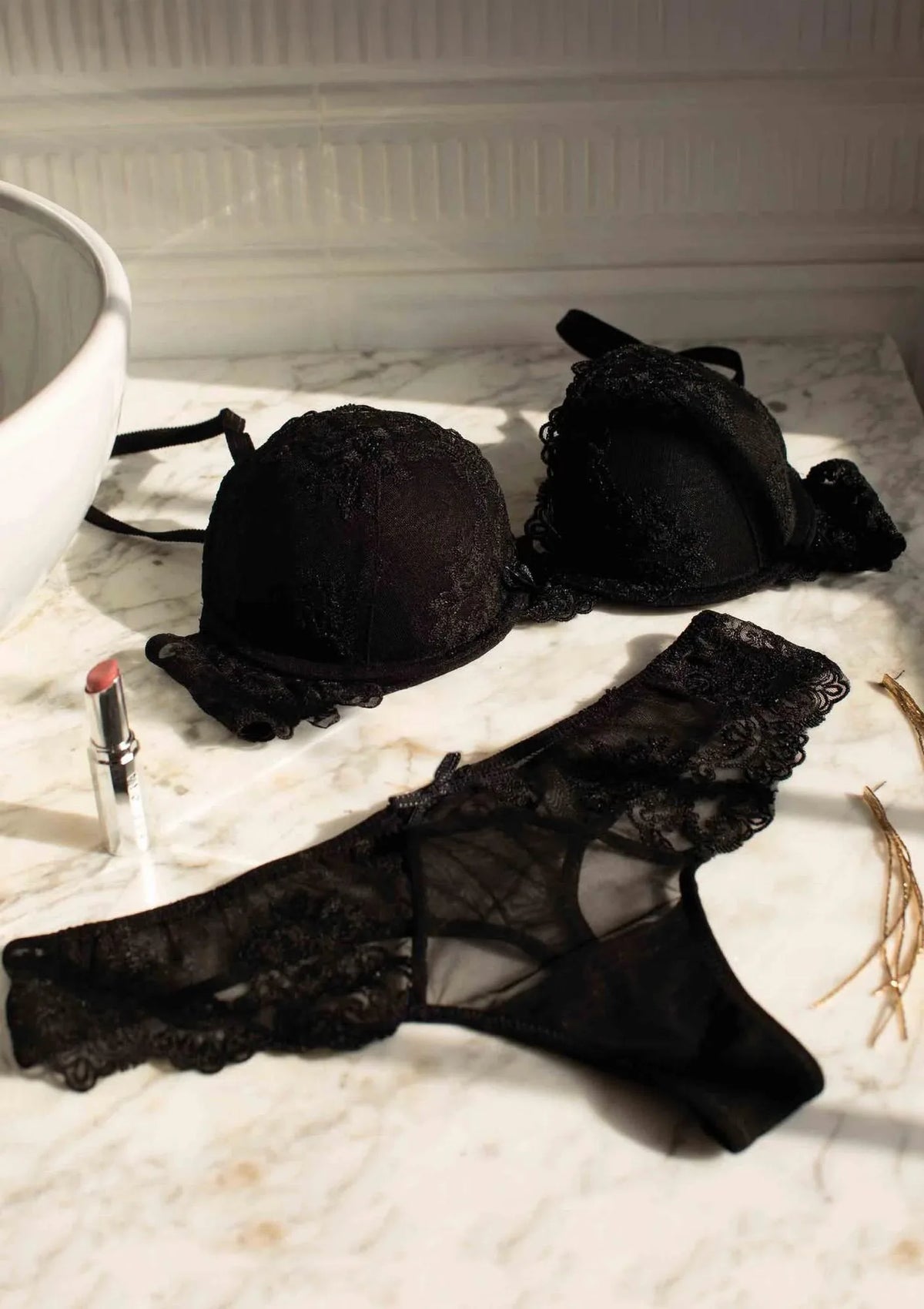 Stringi damskie Glam 1943 Sielei – z eleganckiej koronki i tiulu