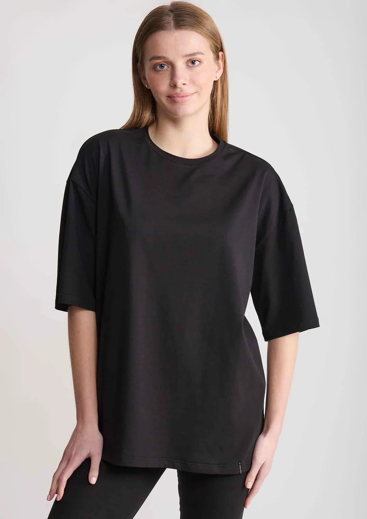 Naviale Unisex Delta T-shirt oversize czarny z bawełny czesanej