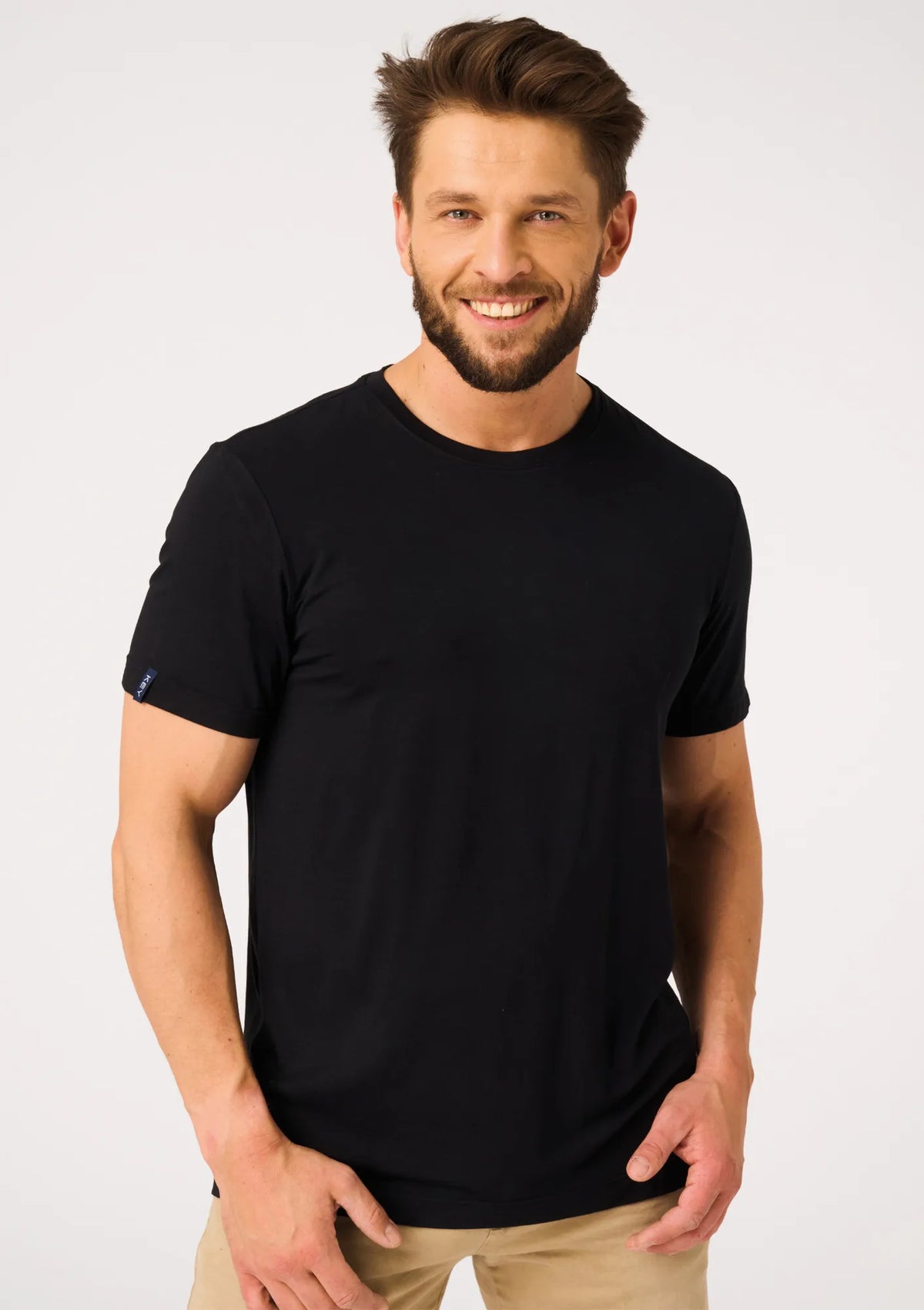 T-shirt męski Key MVK 001 z bambusa, lekko dopasowany