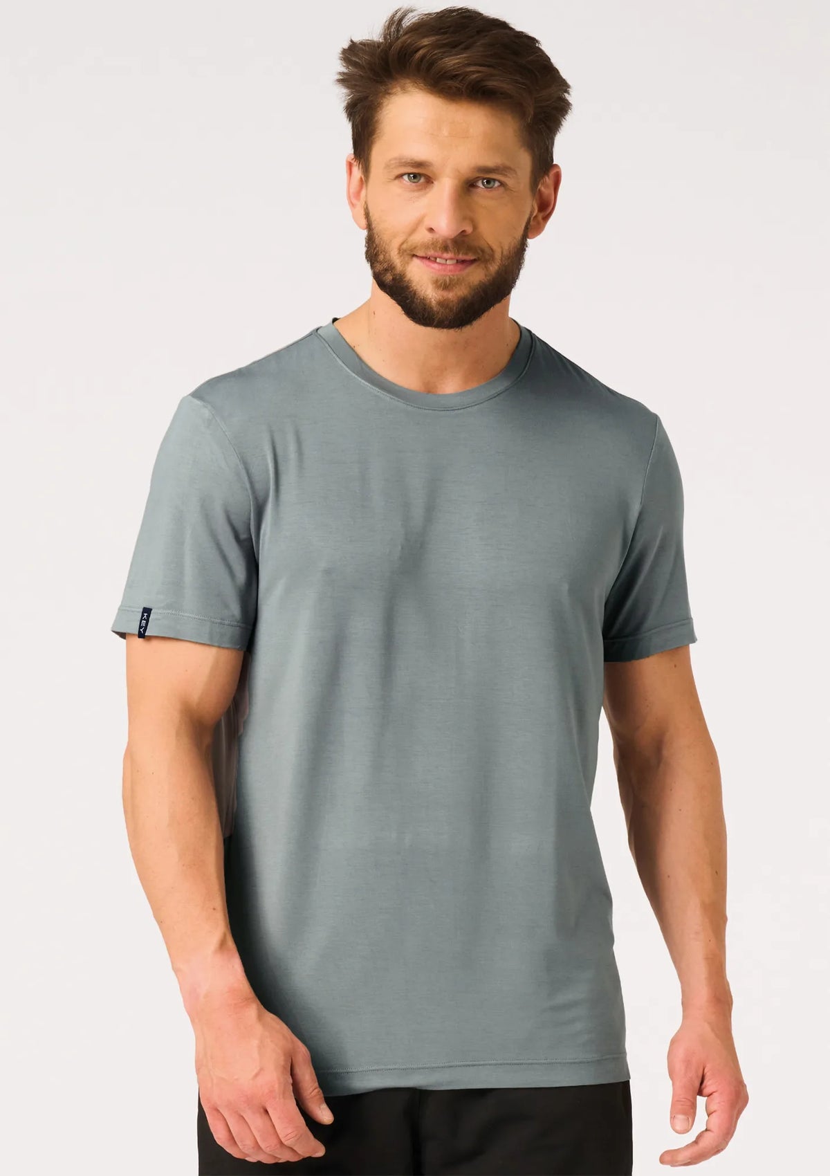 T-shirt męski Key MVK 001 z bambusa, lekko dopasowany