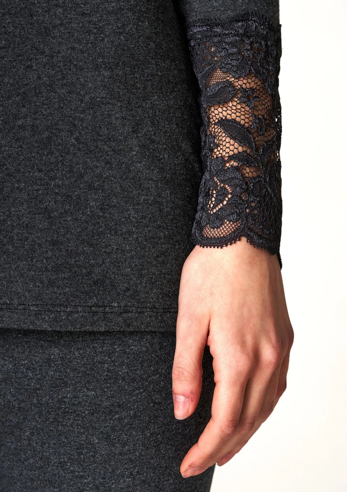 Hot Touch LVD 729 4 koszulka termiczna z koronką damska